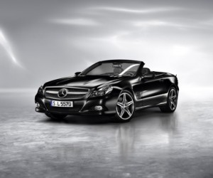 Mercedes-Benz is offering a new special edition of the roadster in Hong Kong, the SL