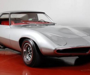 Up for grabs on Ebay, of all places, is an extremely rare 1964 Pontiac XP833 Banshee